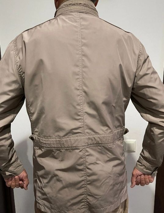 Jacheta  barbati primavara toamna marime 48-50 sau XL stare perfecta.