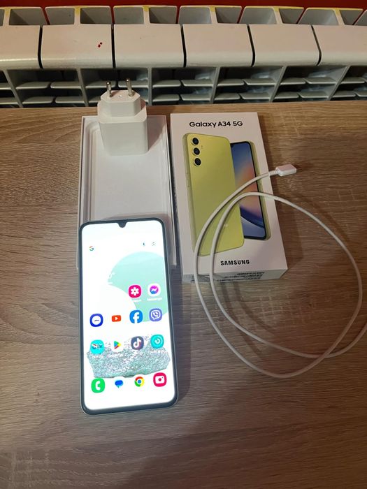 Продавам Самсунг А34 5G 6/128gb ram