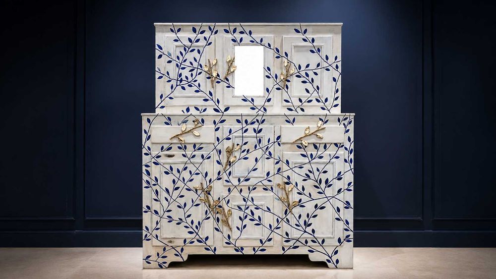 Bufet pictat manual – piesă de artă unicat „323 Blue Leaves”