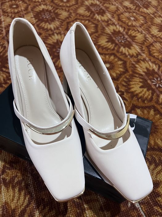 Luxury ECCE tufli, umuman kiyilmagan, yangi