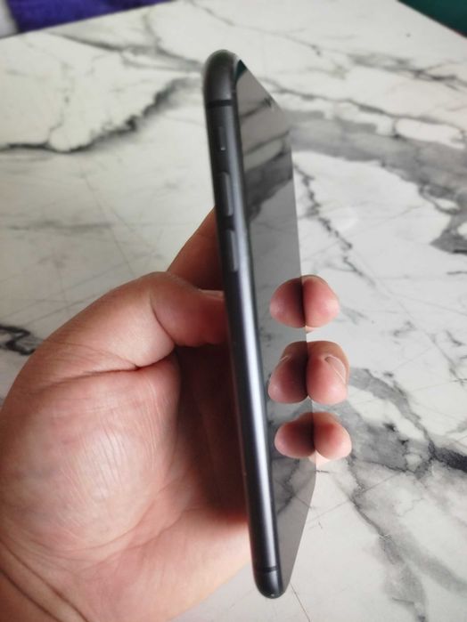 iphone 11 xotira 128gb 83%batareya