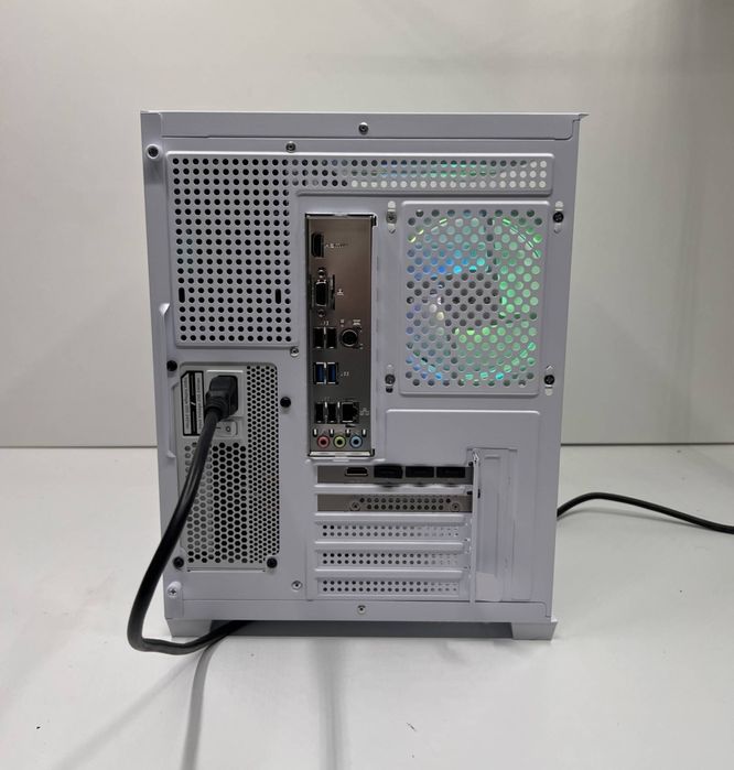 PC Gaming Eagle Core 5 | 225F | RTX 5050 8GB | 16GB DDR5 | SSD 1TB