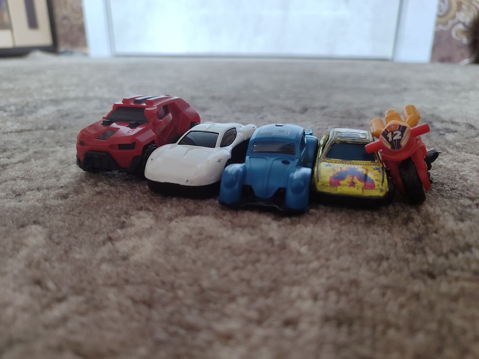 Продам дорогу с машинками