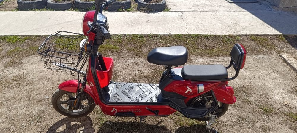 Электро скутер .