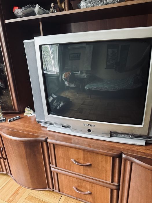 Телевизор Toshiba Bomba
