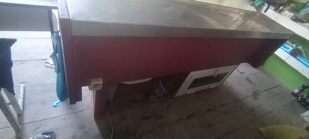 Vetrina xaladellik ishlab turbdi