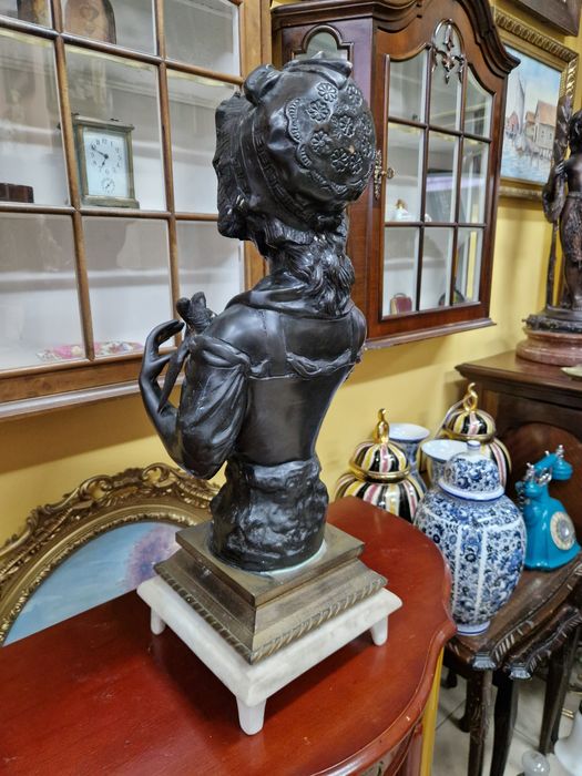 Уникален голям антикварен английски бронзов бюст