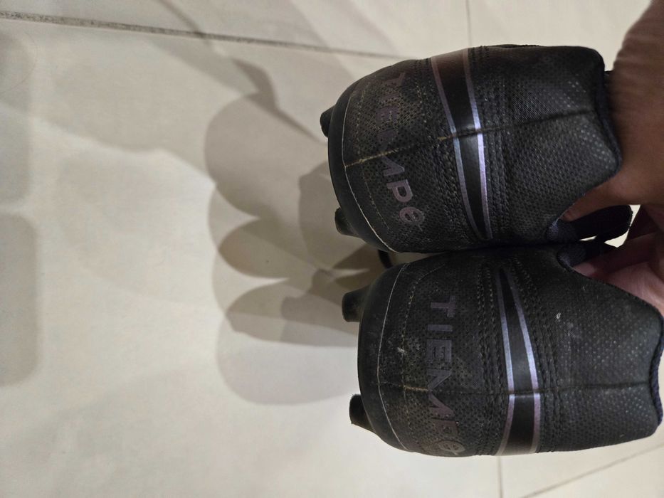 Обувки за футбол Nike