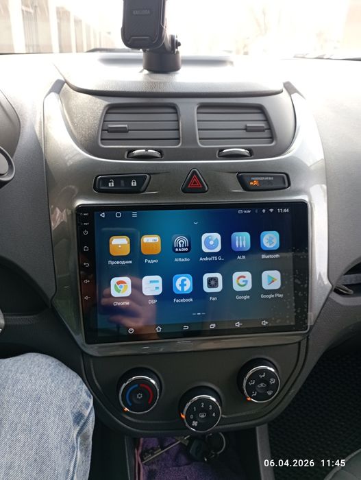 Продам андроид 9 дюймов.  В отличном состоянии