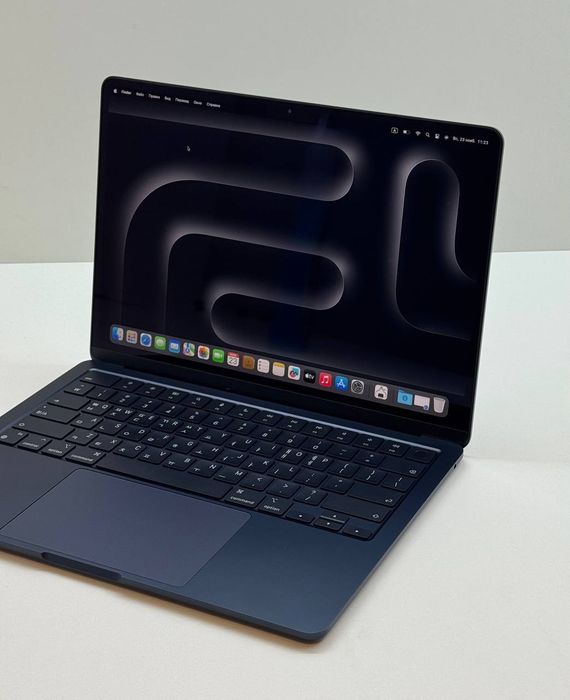 Продается новый MacBook Air M2 16/256 Midnight (темно-синий) 4 циклов