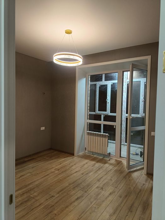 Натяжные потолки(доступно)