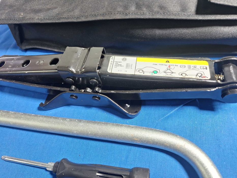 KIT CRIC AUTO Oem VW Jetta Bettle Passat GOLF + HUSA