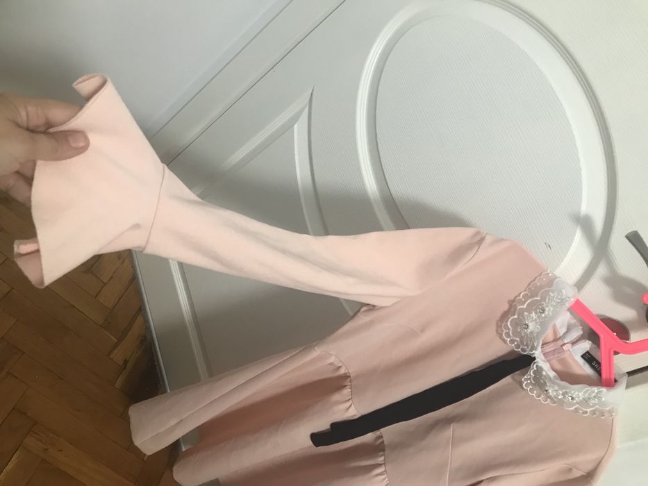 Рокля размер S с якичка и панделка