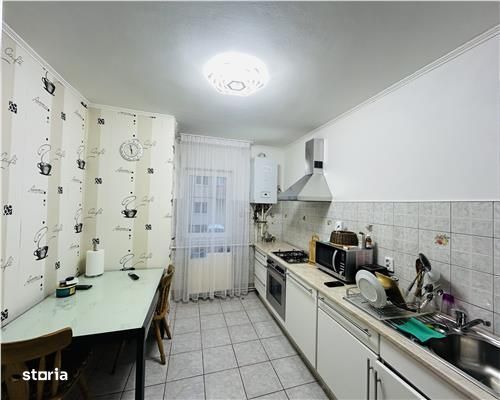 Vand apartament 65 mp utili - Turnisor