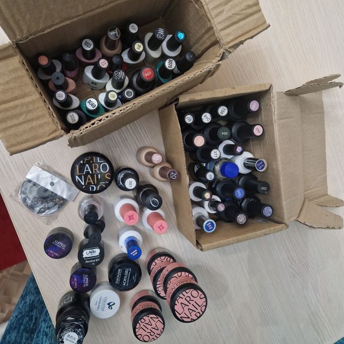 Продам все для маникюра