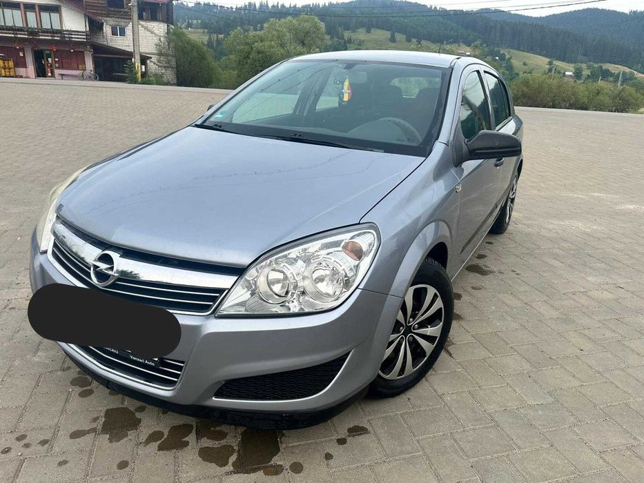 Opel Astra H Sedan 90 Cp km Benzina - Cutie automata Easytronic 2009
