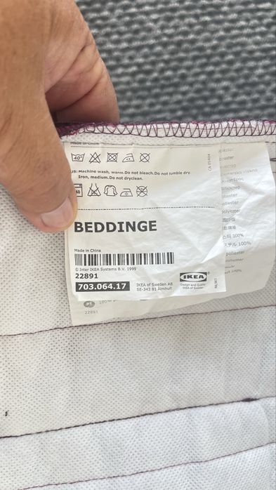 Pat ikea beddinge cu saltele , somiere si huse originale stare foarte buna