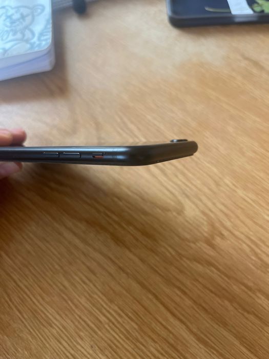 Iphone SE , ползван