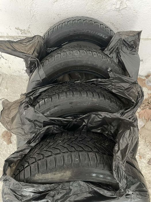 4 зимни гуми Lassa 205/55/17 2021г.