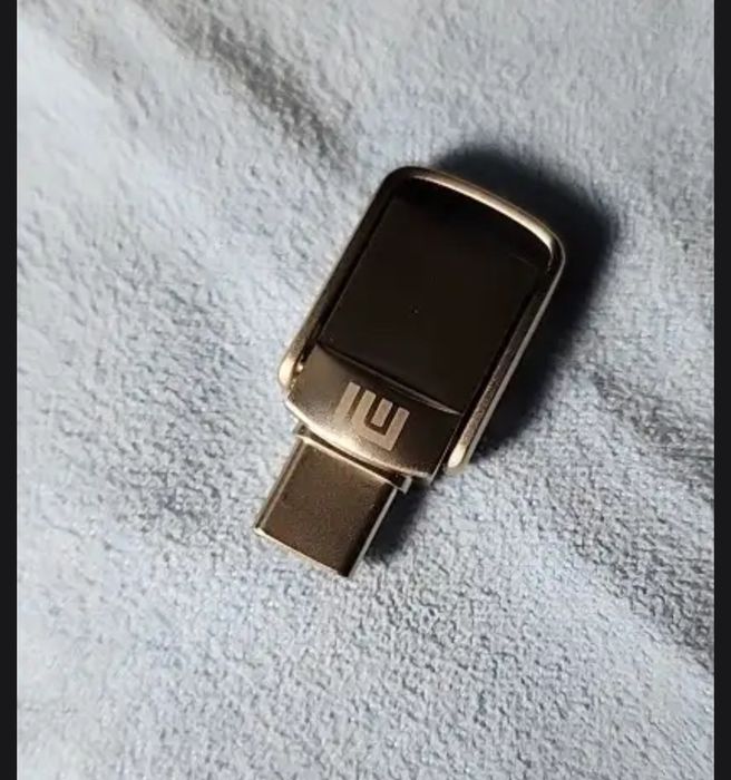 Флешка 2 Тб или 2000 Гб Xiaomi