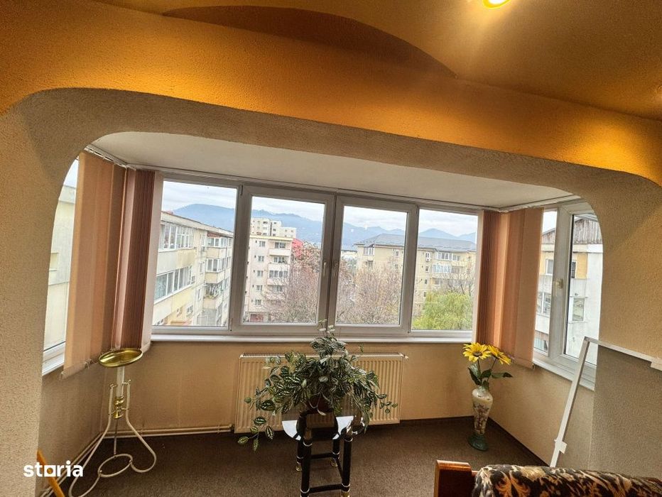 Apartament 3 camere, 65 mp, zona Centrala