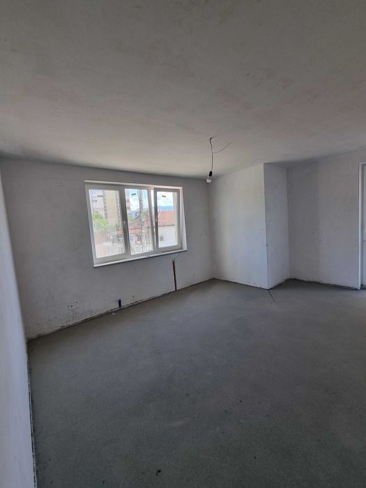 Апартмаент в Надежда