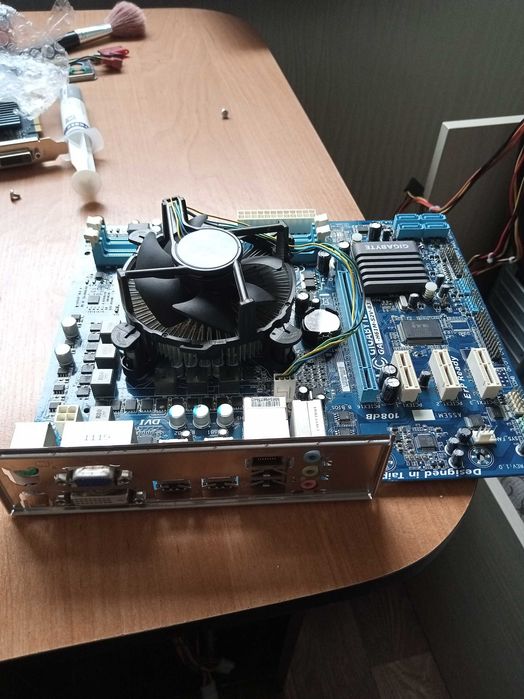 1155 материнская плата с процессором Xeon