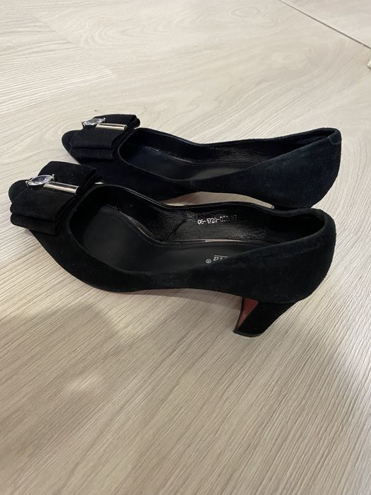Продам туфли женские