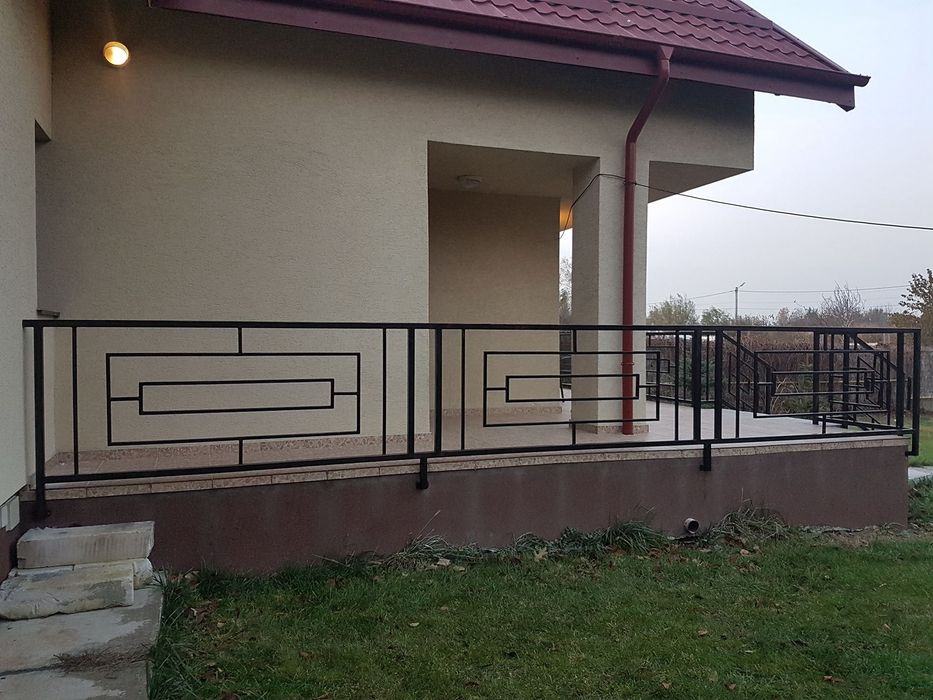 Scara  din lemn si  fier forjat