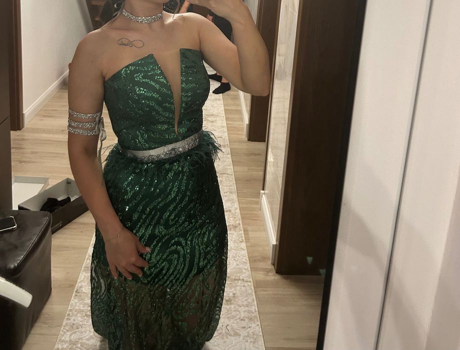 Официална рокля размер хс/с