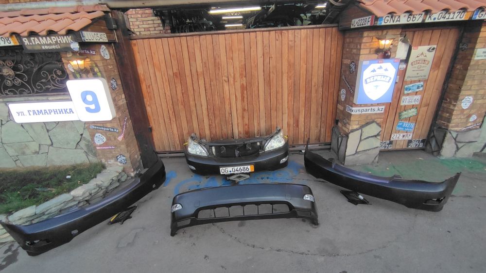 Передний Бампер на Lexus Rx-330