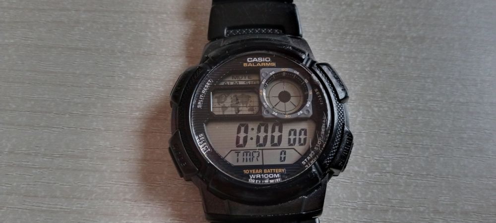 Мъжки часовник Casio AE-1000W
