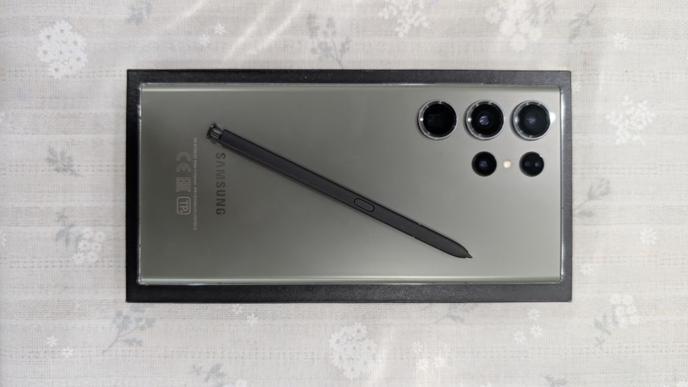 S23 Ultra 12/512 gb