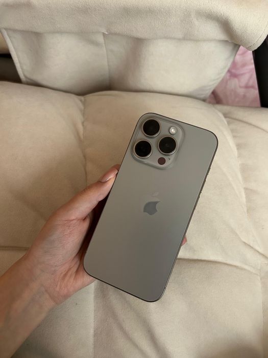 Айфон 15 про титан
