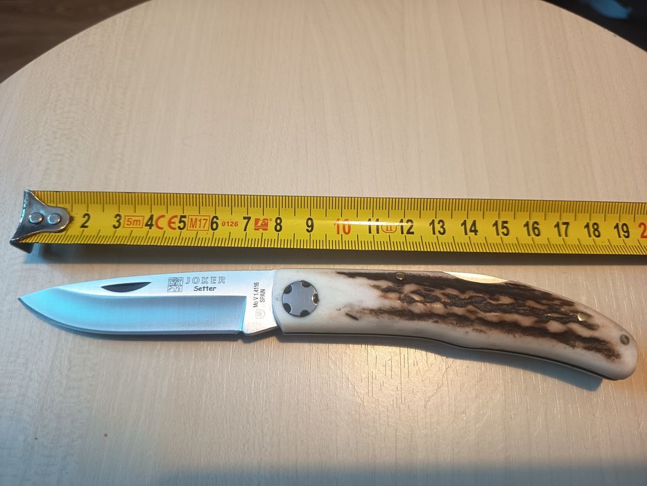 Briceag Joker setter nc113 cu maner din corn de cerb.