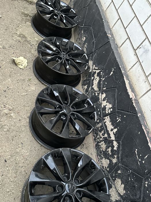 Продам диски размер 17