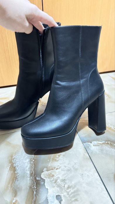 Сапоги ботинки обувь 39