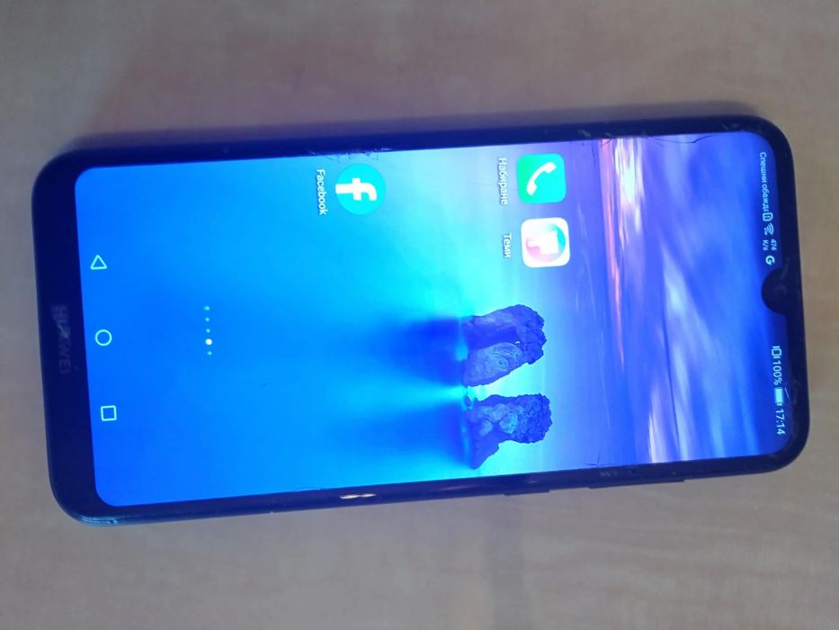 Мобилен телефон Huawei Y7