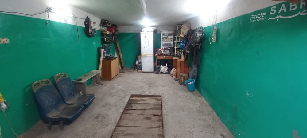 Продам гараж 2х уровнях