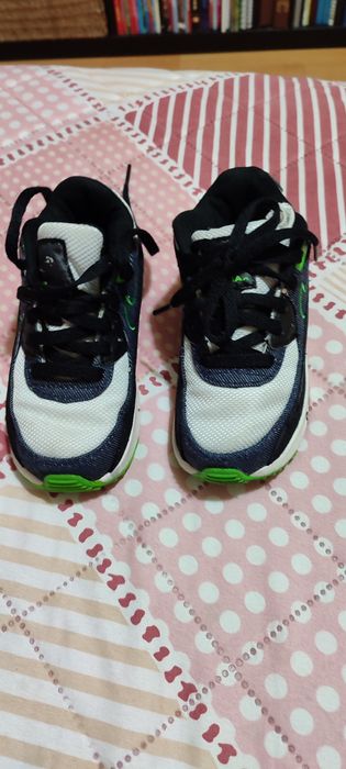 Vând adidași Nike mărimea 27