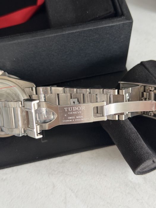 Tudor geneve дайверский новые