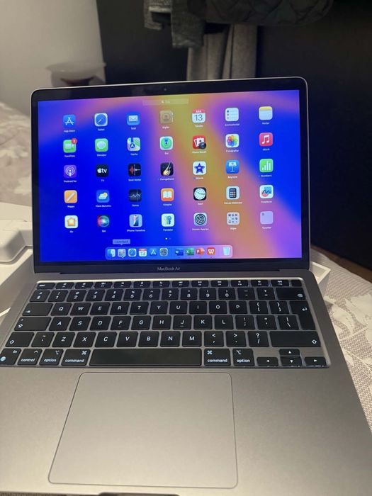 Apple MacBook Air 13 отлично състояние