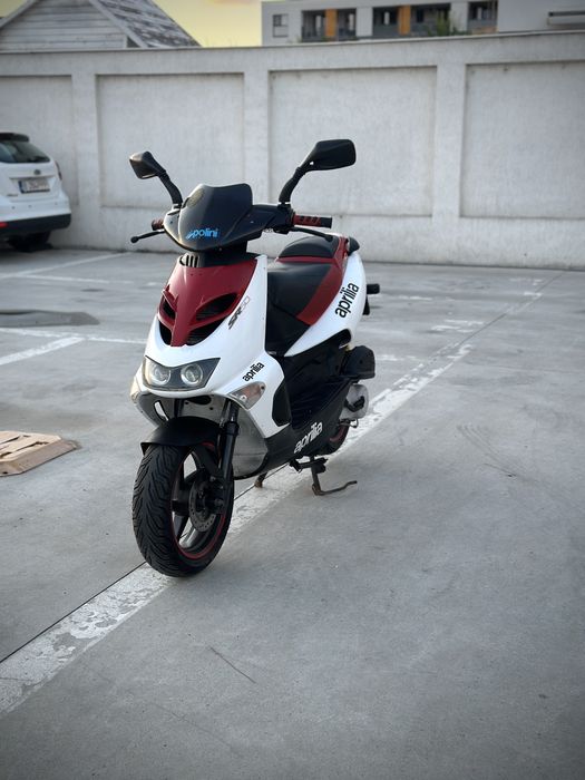 Aprilia SR 50.