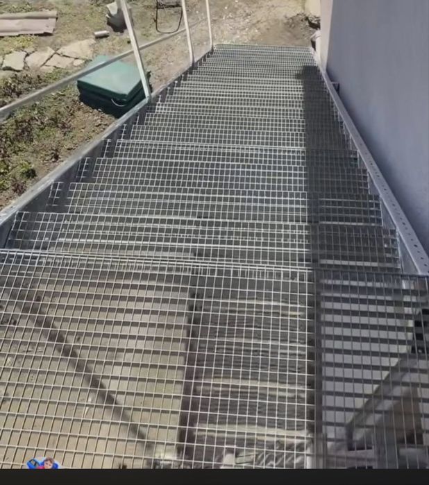 scari galvanizate