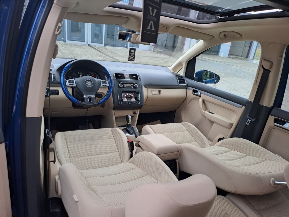 Volkswagen Touran 2.0.t.d.i  140 cai  Automat,recent adus în țară