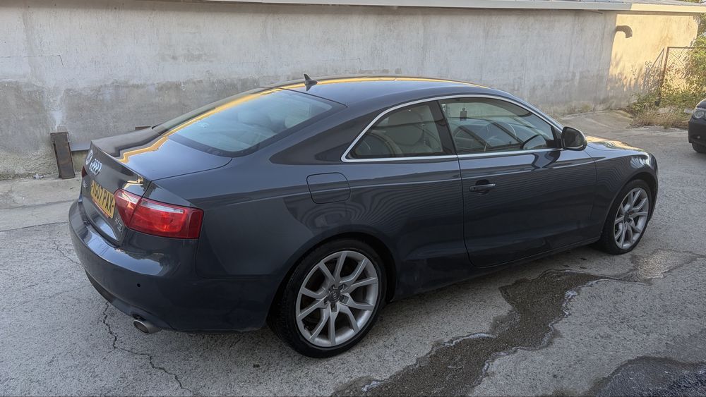 Audi a5 -2009 - на части - Ауди а5