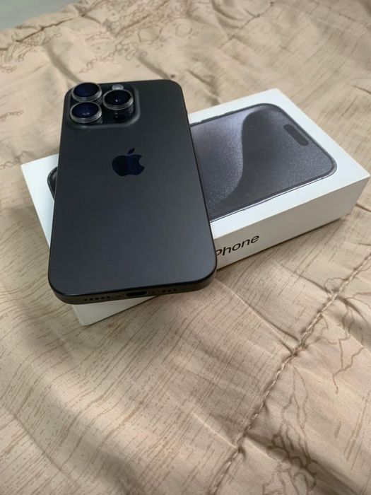 Айфон 15 про продам