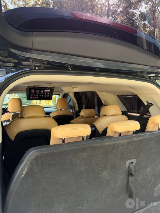 Kia Carnival  3.5 mator