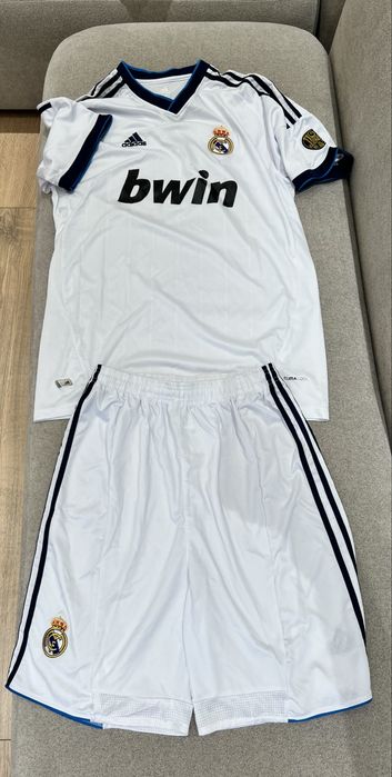 Новая футбольная форма Real Madrid BWIN