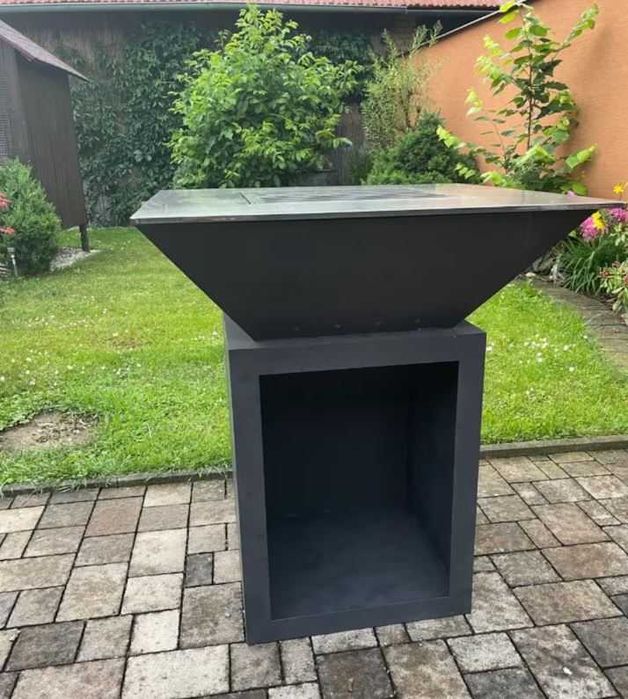 Porti,garduri, balustrade,scari metalice, confecții metalice ,terase